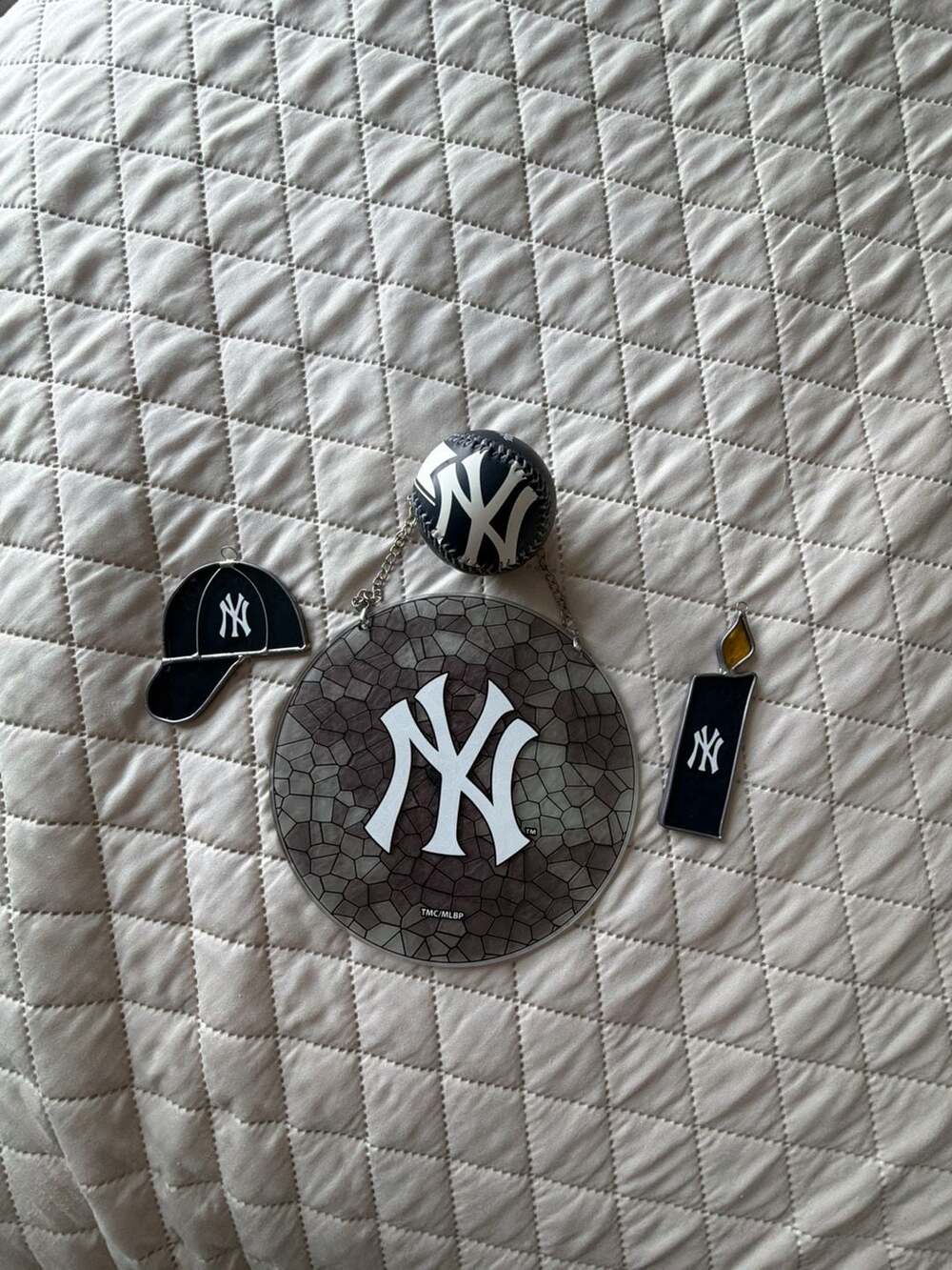 New York Yankees Vintage Art Glass Sun Catcher Ornament Set